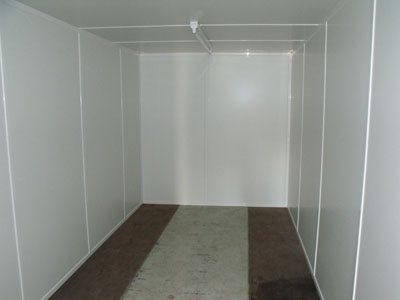 Lined shipping / storage container