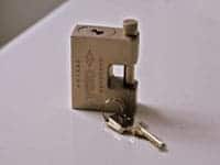 Cisa container padlock thumbnail - Adaptainer